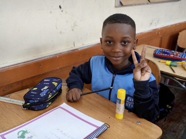 Niños de educación inicial en actividades de aula