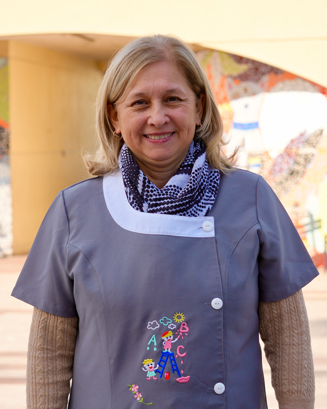 Retrato de Mónica Coronado, Trabajadora social, dupla psicosocial del equipo de Convivencia Educativa